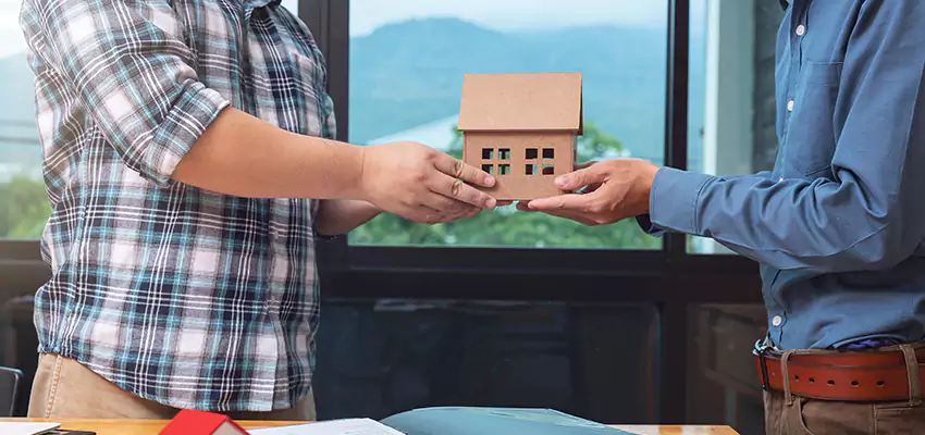 How We Determine Your Sell House with Reverse Mortgage Offer in West Hempstead, NY?